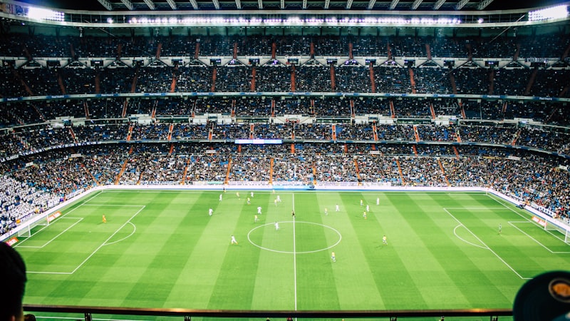 西班牙国家德比巴塞罗那与皇家马德里球员入场仪式壮观场景图片